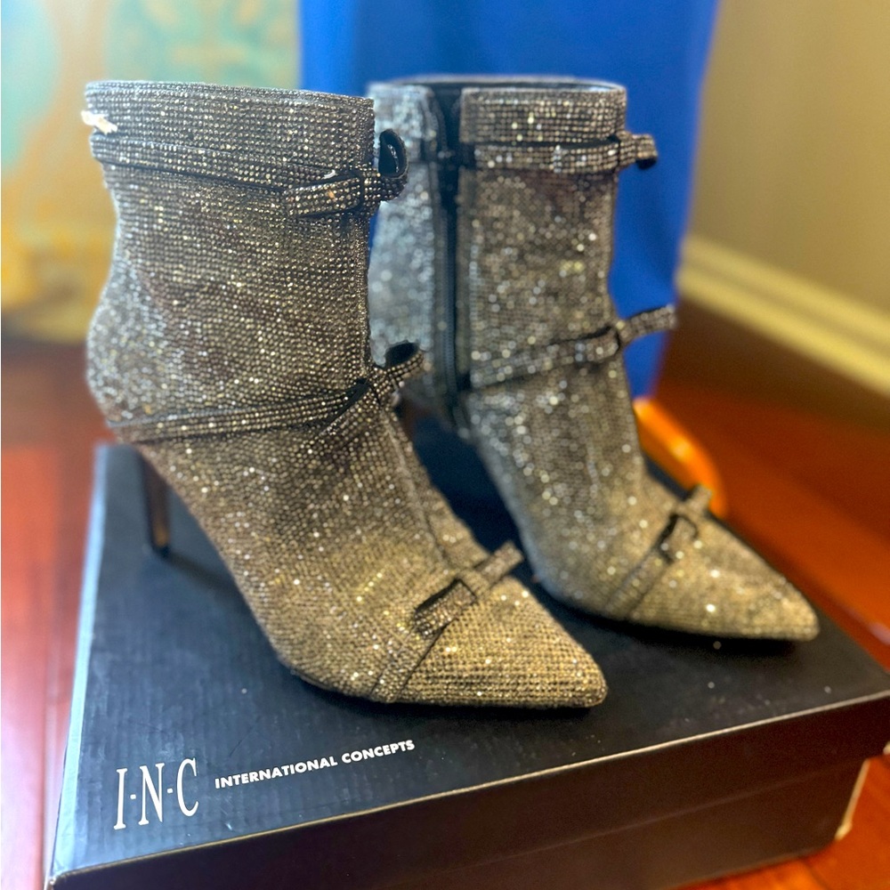 Size 9 inc glitter booties !! Fun fun fun